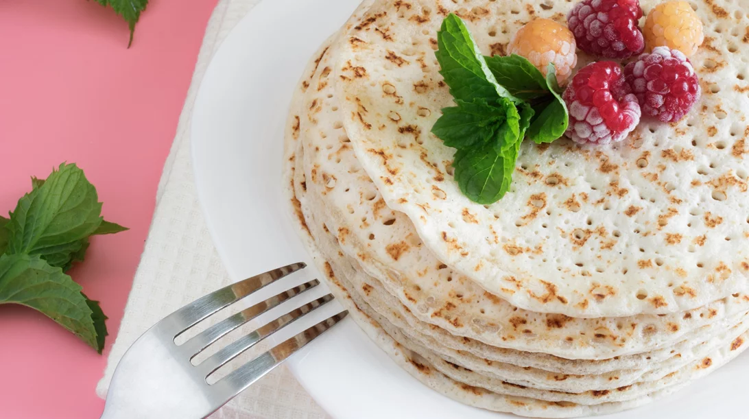 Κουακερόπιτα: Η "υγιεινή κρέπα" της Τζίνας Αλιμόνου με 3 υλικά είναι ιδανική για πρωινό