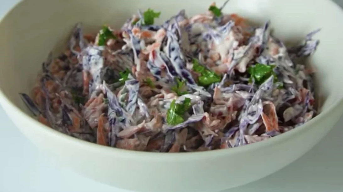 Σαλάτα "Glowslaw": Η "συνταγή" για λαμπερό και αναζωογονημένο δέρμα