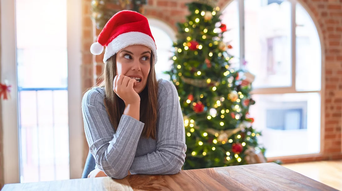 Πώς να σταματήσεις να τρως τα νύχια σου - μια και καλή!