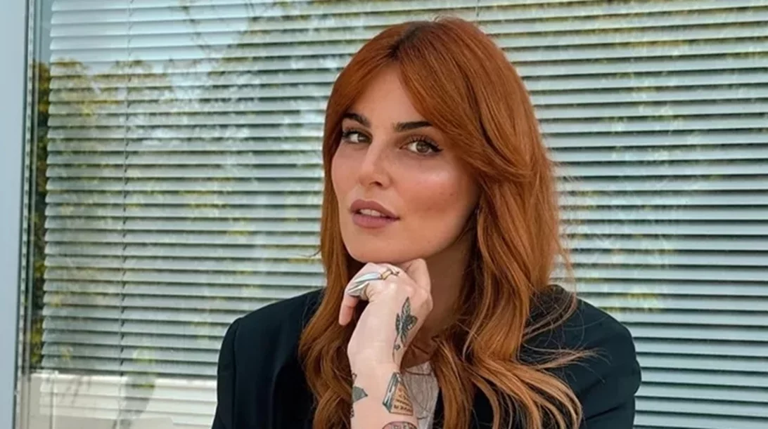 Η Εβελίνα Νικόλιζα επέστρεψε στο κούρεμα που την κολακεύει περισσότερο απ' όλα