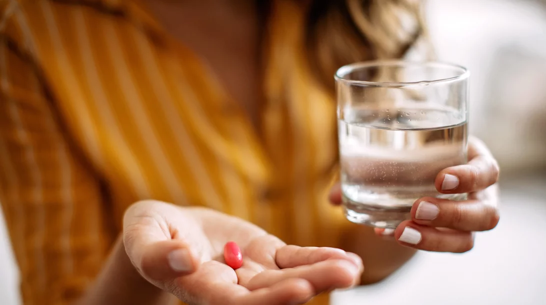 Ποια είναι η καλύτερη ώρα να πάρεις συμπλήρωμα ασβεστίου/σιδήρου/ βιταμίνης D;