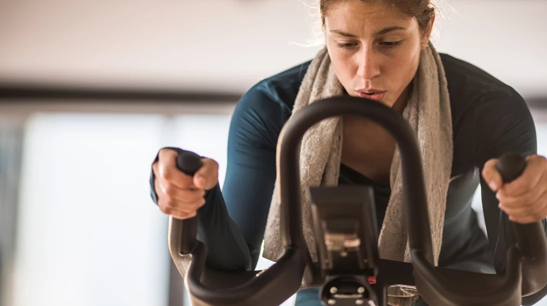 Μπορεί κάποιος να κολλήσει χλαμύδια από τον εξοπλισμό του γυμναστηρίου; Τι απαντά ένας γιατρός στο TikTok