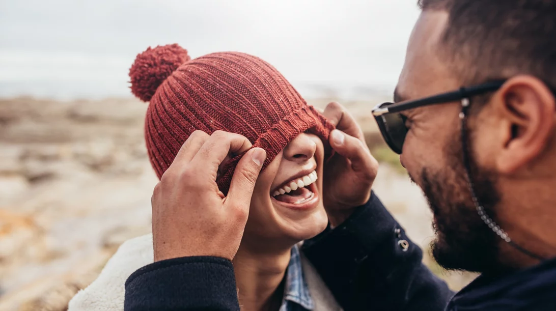 Cuffing | Πώς το κρύο επηρεάζει την ερωτική σου ζωή