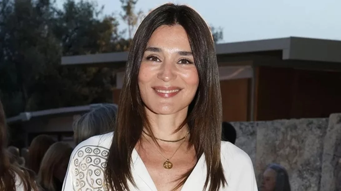 "Μίκρυνες;"  3 λόγοι που η Μαρία Ναυπλιώτου δείχνει (πολύ) νεότερη από την ηλικία της