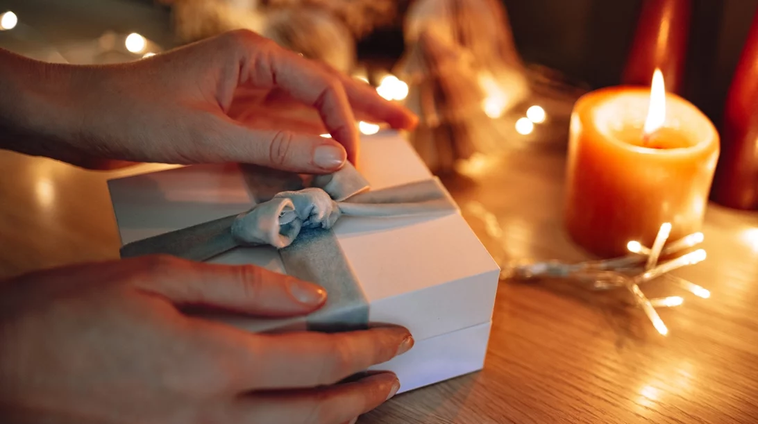 Last-minute xmas gifts: 10 αρώματα φρεσκάδας που μπορείς να χαρίσεις στους αγαπημένους σου