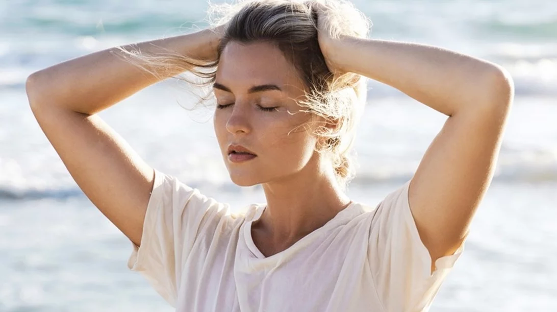 Το μόνο beauty tip που χρειάζεται να ξέρεις για να δείχνεις νεότερη