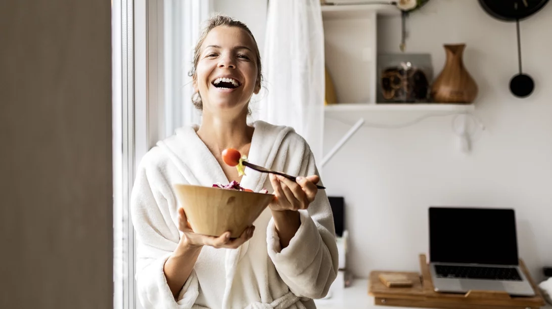 11 τροφές που καταπολεμούν το φούσκωμα και ενισχύουν τον μεταβολισμό