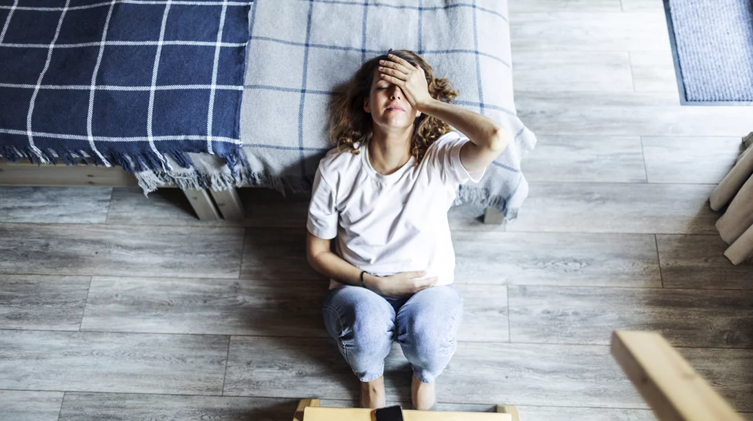 Ο σημαντικός λόγος που οι ημικρανίες σου προκαλούν ναυτία