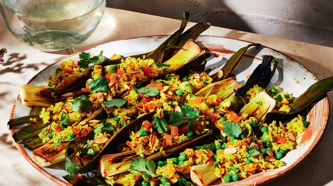 Γεμιστά πράσα με ρύζι και κουρκουμά