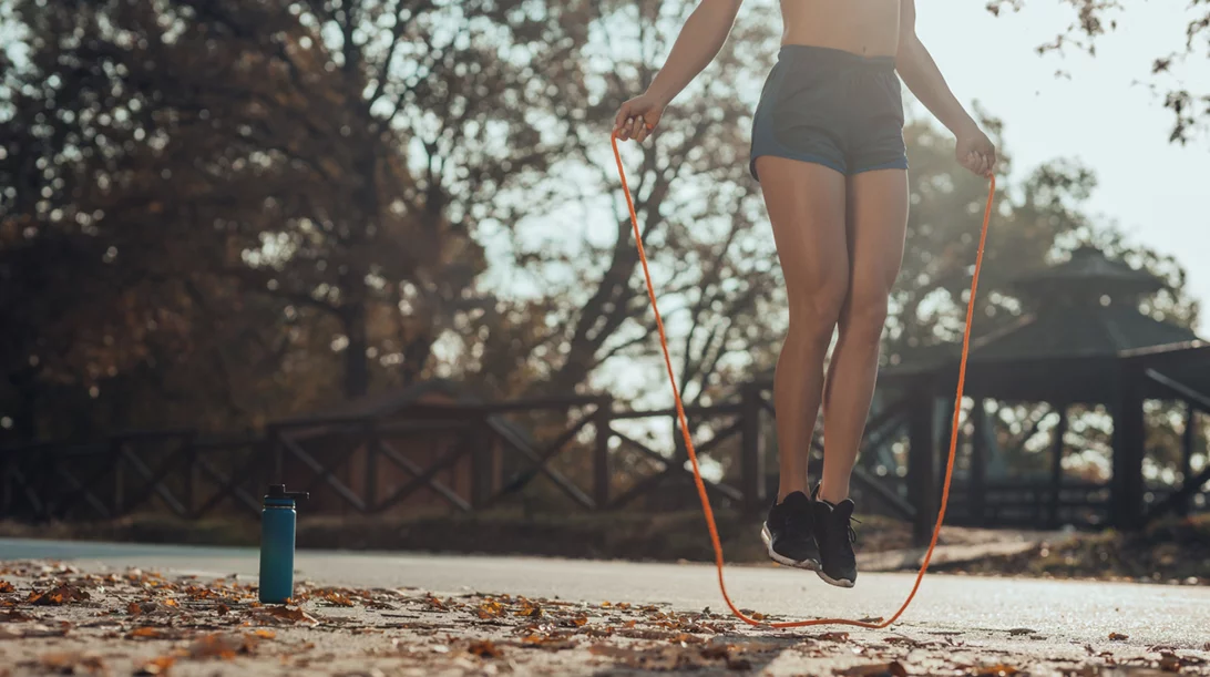 Τρέξιμο vs Σχοινάκι: Ποιο σε βοηθάει να χάσεις άμεσα βάρος;