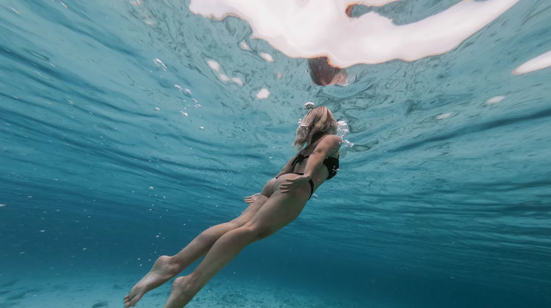 Το πρόγραμμα κολύμβησης για κάψιμο λίπους από την ειδικό