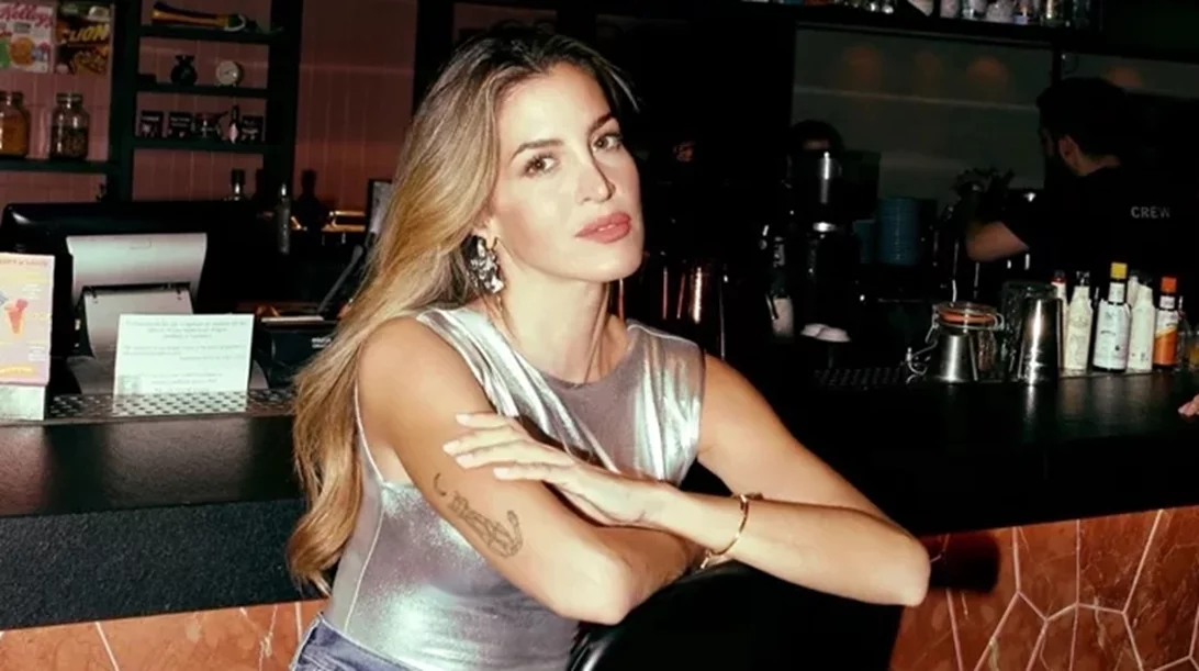 10 Ελληνίδες influencers προτείνουν τα πιο όμορφα γιορτινά μανικιούρ