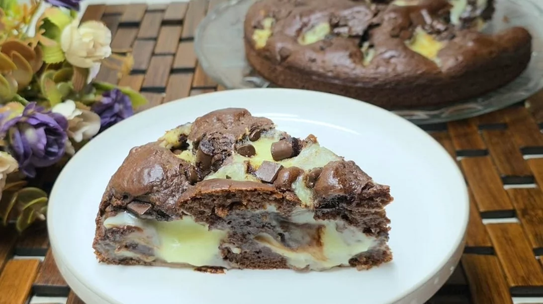 Μιλφέιγ σοκολατόπιτα έχεις ξαναφάει; Η πιο λαχταριστή συνταγή σε ελάχιστο χρόνο!