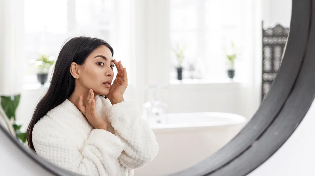 Πώς θα τονώσεις την επιδερμίδα σου μετά από τη συνεχή κατανάλωση αλκοόλ;