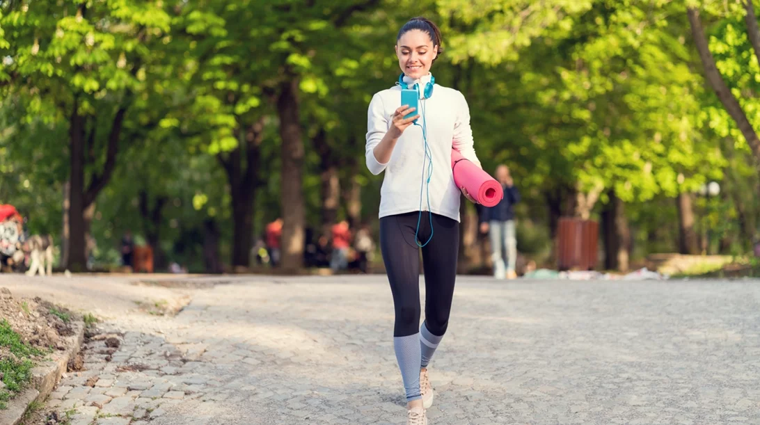 Περπάτημα: 5 αναπάντεχα οφέλη υγείας