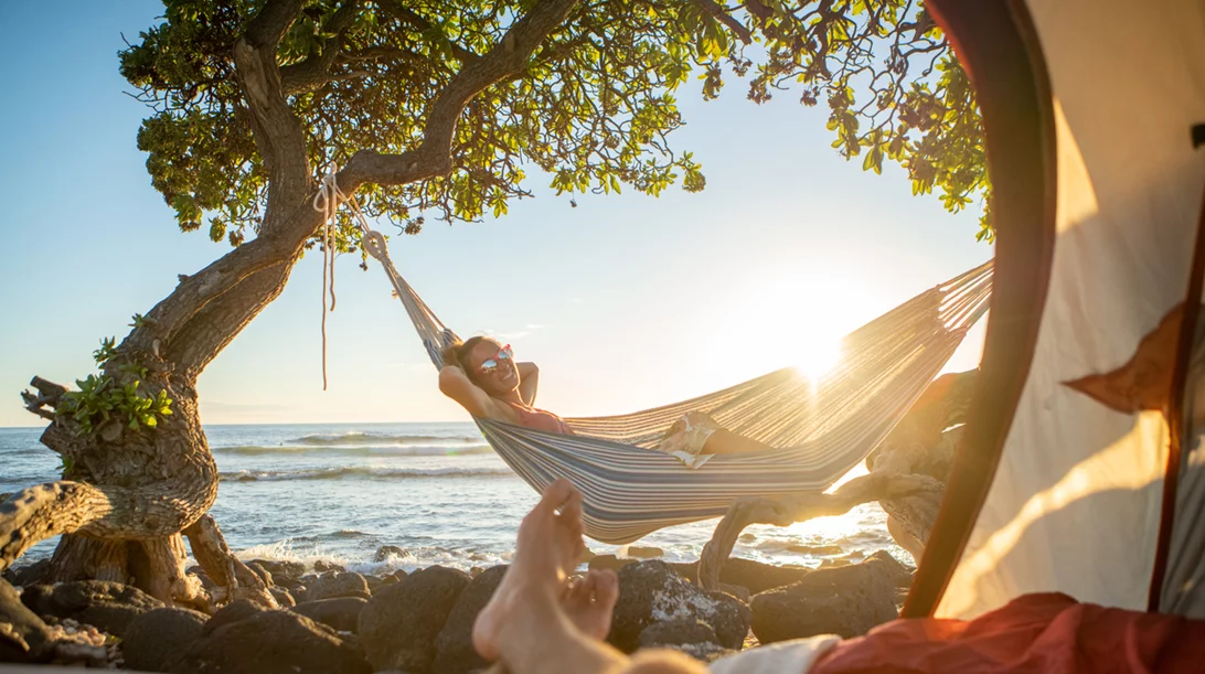 Πρώτη φορά κάμπινγκ: Η Ελένη Δασκαλάκη δίνει συμβουλές από εμπειρία