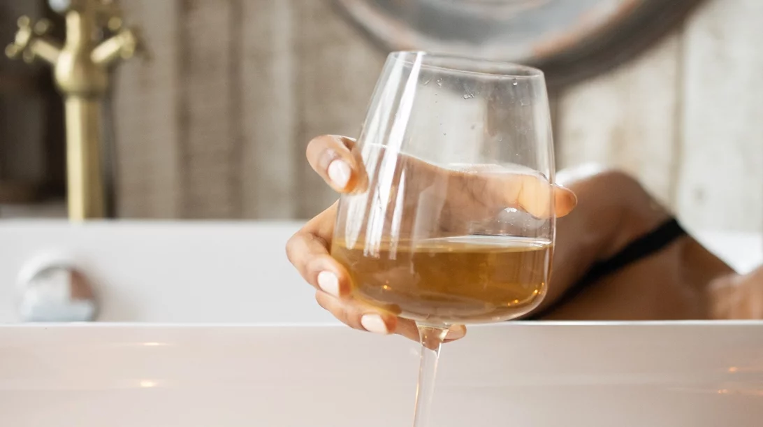 Μύθοι ευεξίας: Δημοφιλείς τακτικές χαλάρωσης που καλύτερα να αποφύγεις