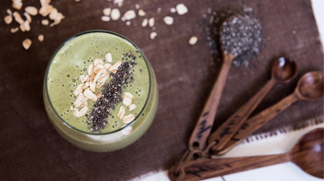 Τα φυσικά smoothies πρωτεΐνης και οι καλύτερες ιδέες για πρωινό που θα σε κρατήσει