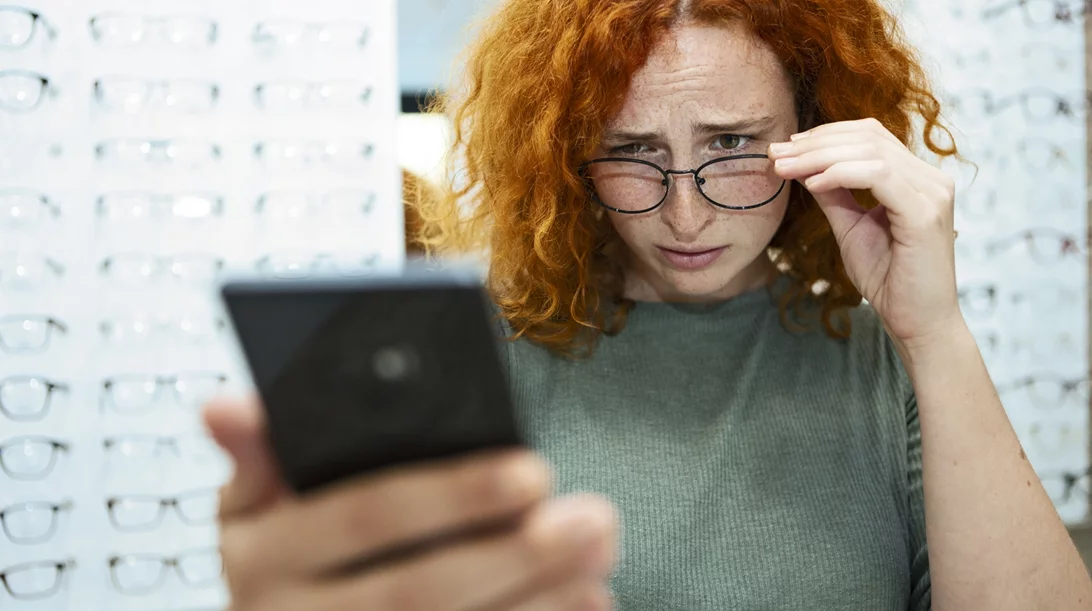 Μάτια: Αυτός είναι ο μεγαλύτερος κίνδυνος εάν βλέπεις συνέχεια τις οθόνες