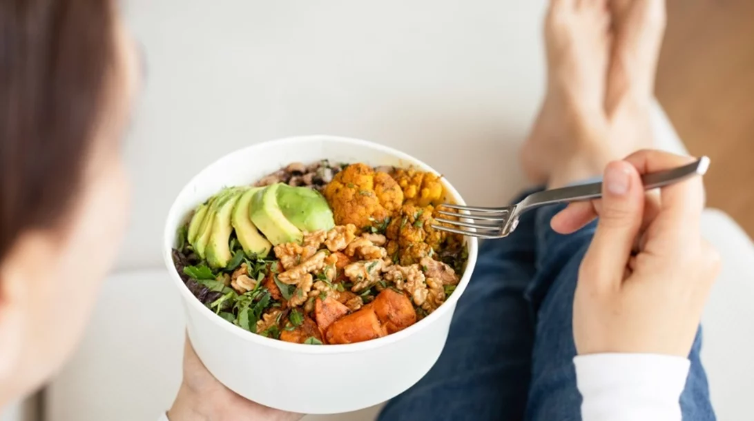 13 τροφές που καίνε περισσότερες θερμίδες κατά την πέψη - ενισχύουν τον μεταβολισμό