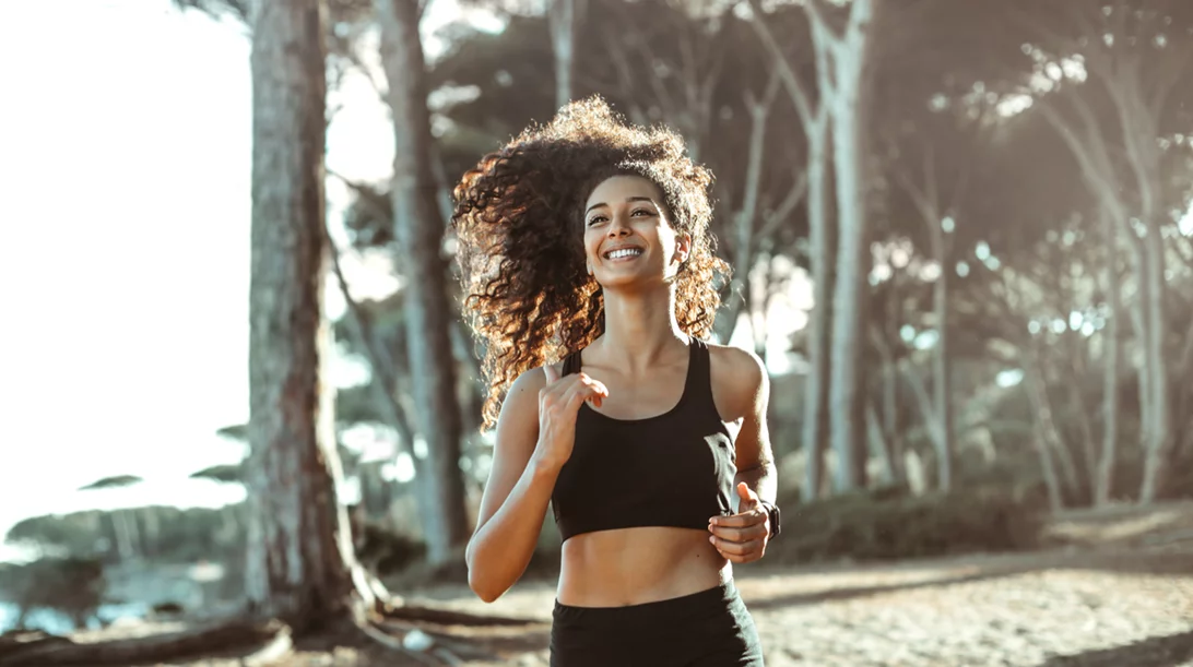 Αερόβιο πρόγραμμα: Kάψε 300 θερμίδες με 30' τρέξιμο