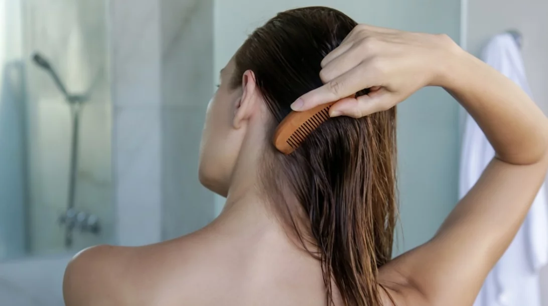 Τριχόπτωση: Τα αίτια και πώς θα την προλάβουμε