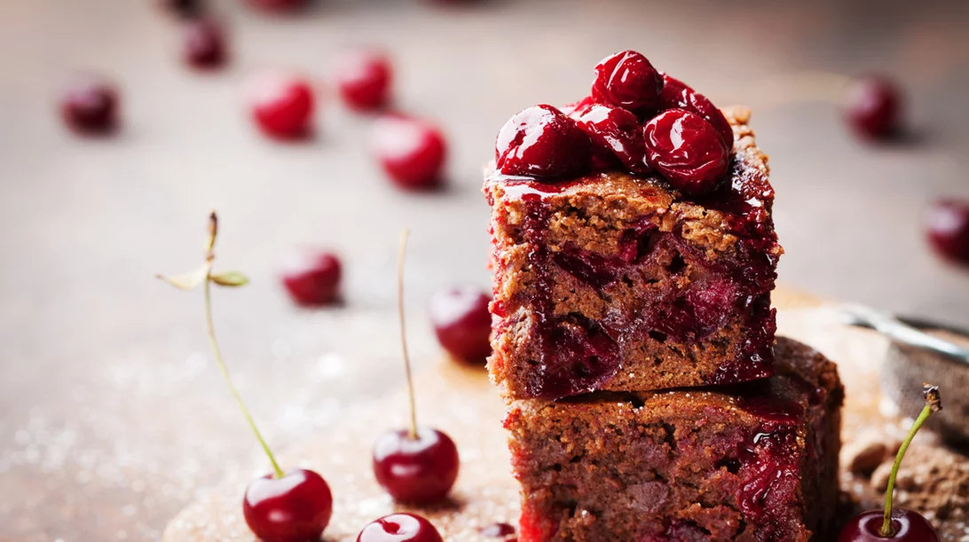 Πέντε καλοκαιρινές συνταγές με κεράσια (το φρούτο της εποχής που αγαπάμε!)