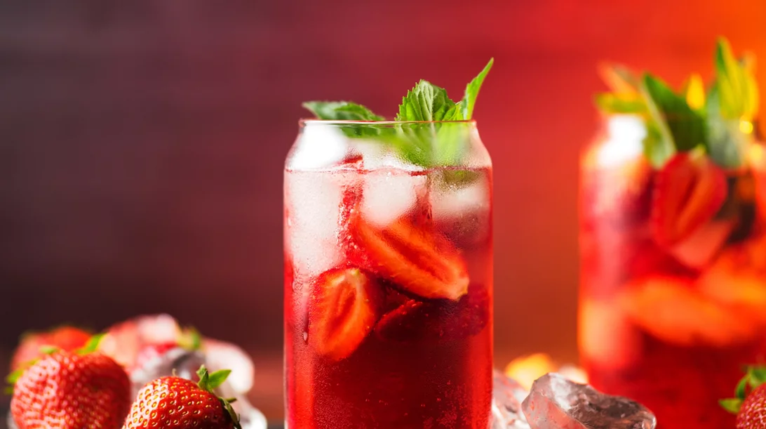 Iced tea zero: Το νέο ρόφημα της ΕΨΑ με φράουλα - δυόσμο και μηδέν ζάχαρη