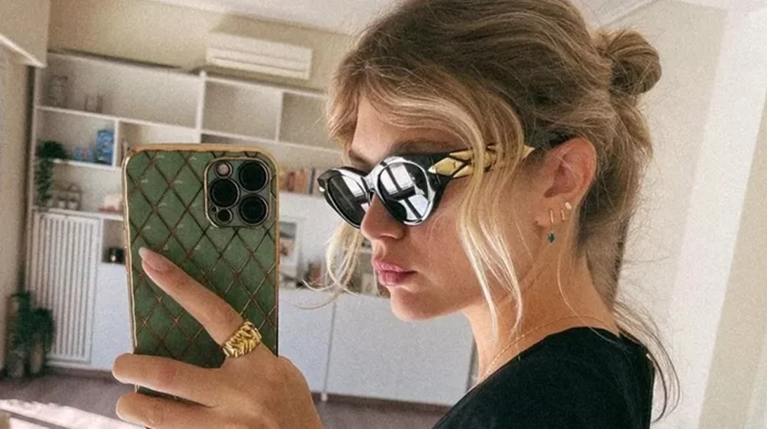 Φθινοπωρινό μανικιούρ: Το κλασικό χρώμα που υιοθετούν όλες οι Ελληνίδες celebrities