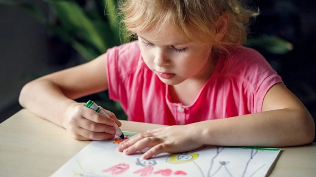 Τι αποκαλύπτουν οι ζωγραφιές των παιδιών για τα συναισθήματά τους;