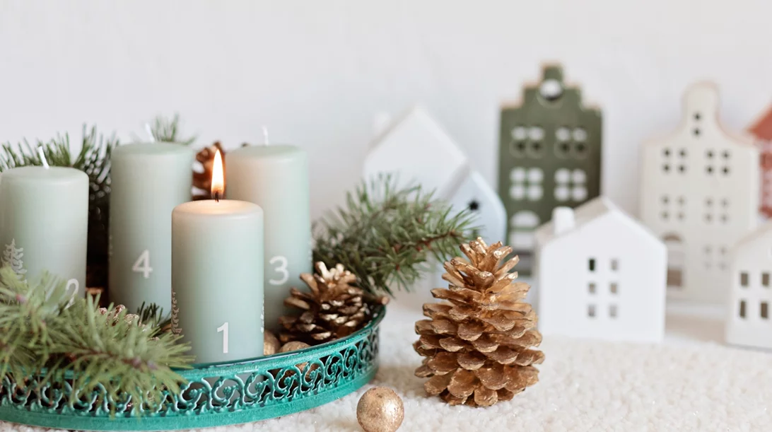 10 αρωματικά, festive κεριά που θα σε βάλουν αμέσως σε xmas mood