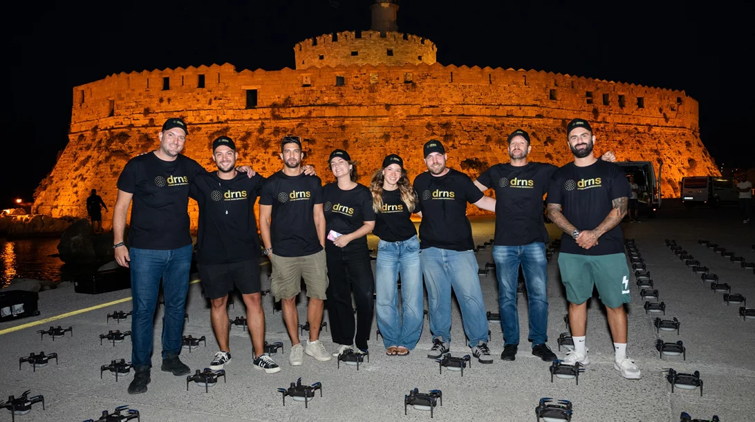 Το μεγαλύτερο drone show στην Ελλάδα: Ο Κολοσσός της Ρόδου "αναστήθηκε" στον ουρανό με 1.000 drones