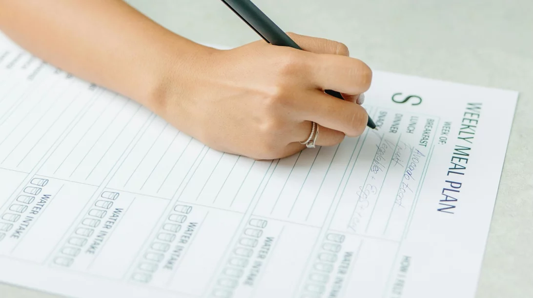 Το πλάνο διατροφής σε καταπιέζει; 3 λόγοι που δε χρειάζεται να το ακολουθείς κατά γράμμα