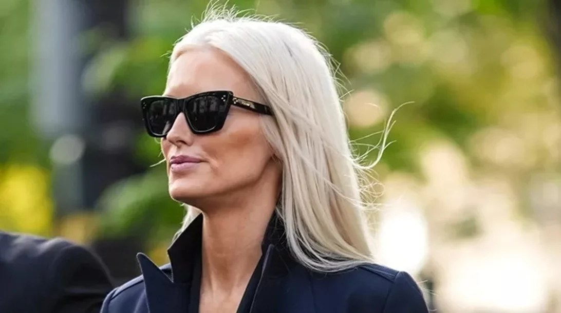 Πώς να χρησιμοποιείς σωστά την πούδρα προσώπου μετά τα 50