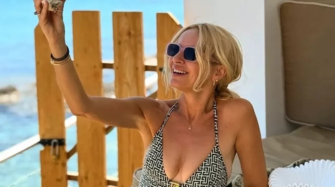 Στην κουζίνα η Μαρία Μπεκατώρου: Η "ψαγμένη" παραλλαγή που δοκίμασε σε ένα από τα αγαπημένα "μαμαδίστικα" φαγητά