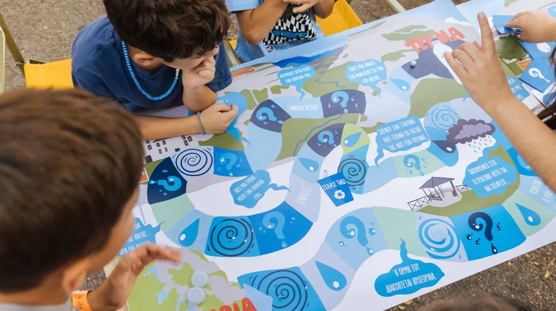 Προστάτες των Κυκλάδων: Όταν η παιδική δημιουργικότητα συναντά τη βιωσιμότητα με τη στήριξη του φυσικού μεταλλικού νερού ΒΙΚΟΣ