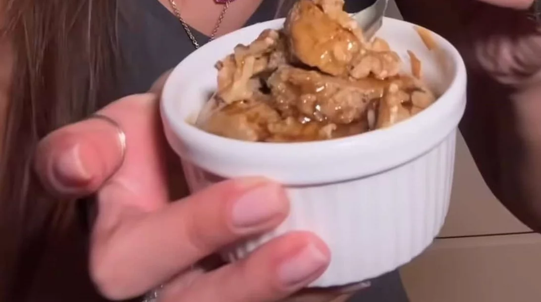 Φτιάξε κέικ βρώμης με γεύση μελομακάρονο - Εύκολα και γρήγορα!