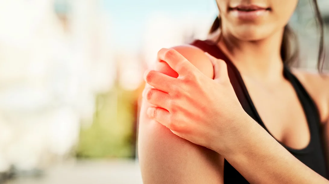 Σύνδρομο "παγωμένου ώμου": Οι θεραπείες σύμφωνα με Ορθοπαιδικό Αθλητικών Κακώσεων