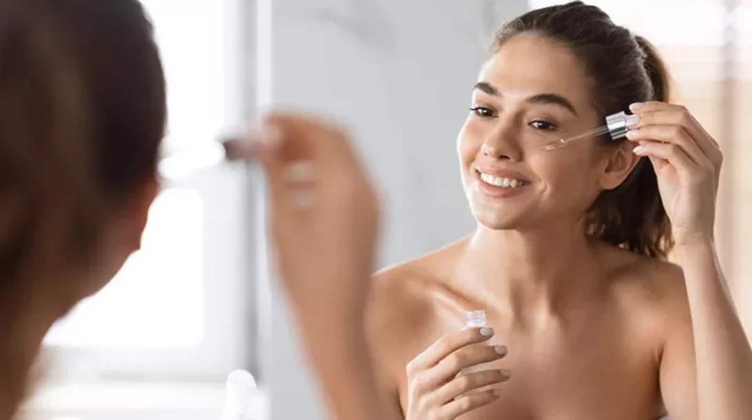 10 skincare προϊόντα κάτω των 10€ που είναι πολύ καλύτερα από πολλά luxury