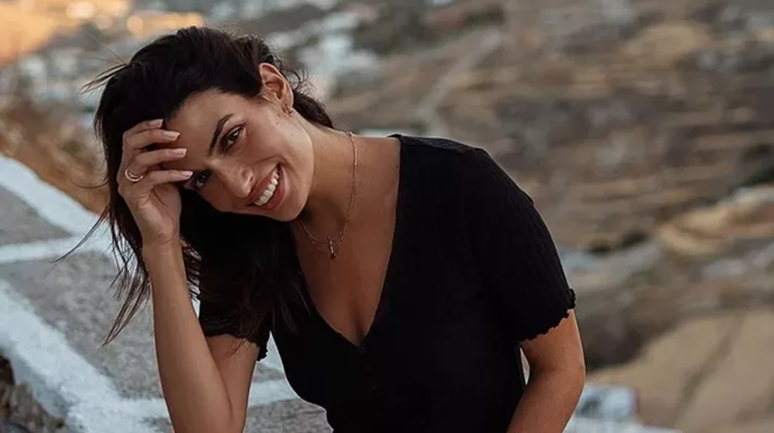 Η Τόνια Σωτηροπούλου υιοθέτησε το nail trend που αγαπούν οι πιο κομψές γυναίκες τώρα