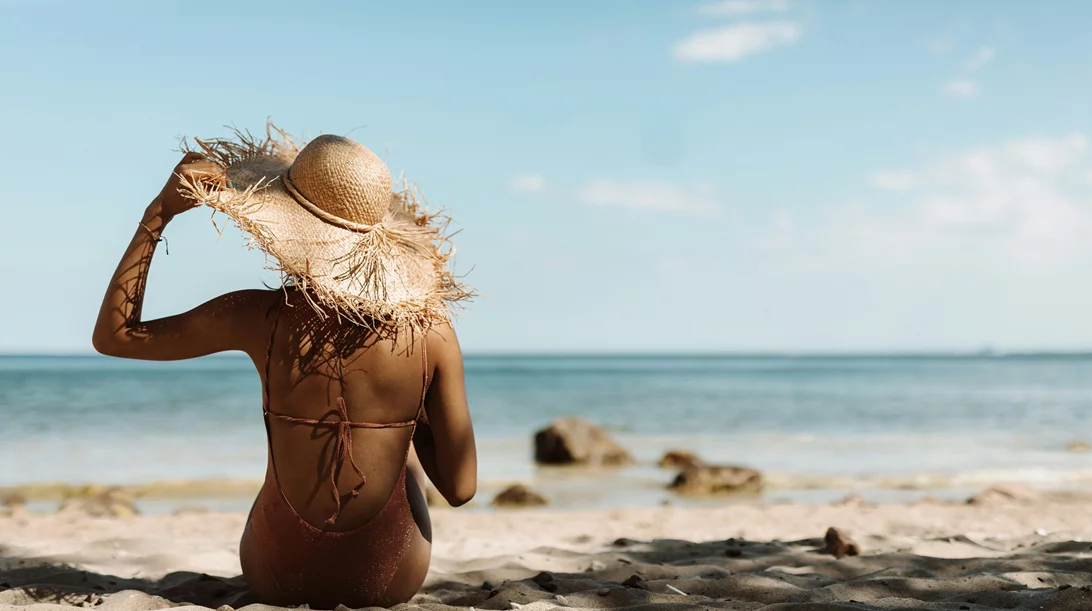Οι γρήγορες καλοκαιρινές συμβουλές ομορφιάς για αψεγάδιαστο σώμα