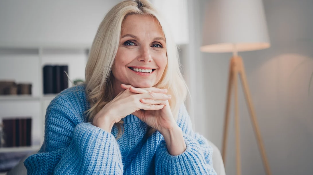 Ευτυχισμένη μετά τα 50: 8 συνήθειες που πρέπει να αποκτήσεις για να το πετύχεις