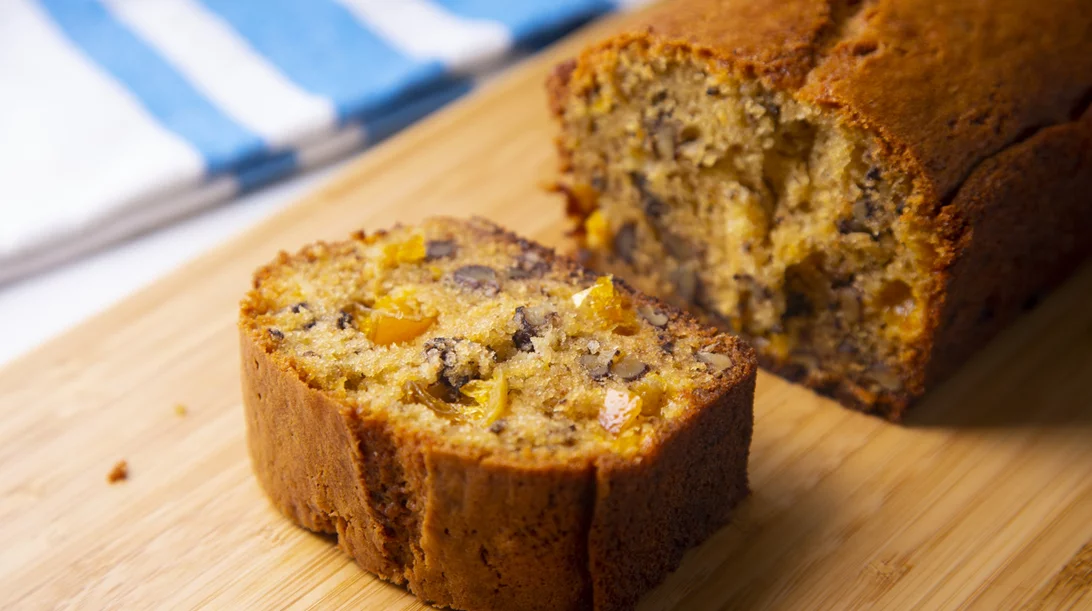 Kέικ πορτοκαλιού με βρώμη και με μόλις 5 υλικά