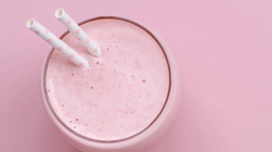 Τρεις συνταγές για απολαυστικά shakes με superfoods