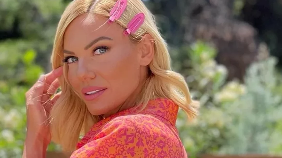 Η Ιωάννα Μαλέσκου συνεχίζει ακάθεκτη: Κάνει pilates λίγες μέρες πριν γεννήσει