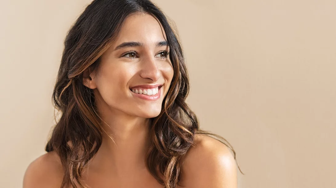 Καστανό χρώμα: Η chic απόχρωση που θα βλέπεις παντού το 2023