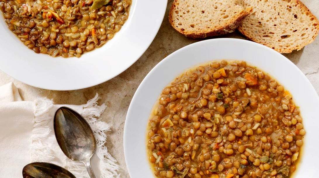 Πρόγραμμα διατροφής για χαμηλό σίδηρο: Ποιες τροφές να βάλεις σε κάθε γεύμα ή σνακ σου