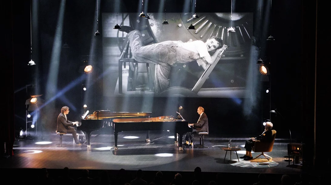 Chaplin Pianissimo | Ο Γιουτζήν Τσάπλιν αφηγείται την ιστορία του πατέρα του