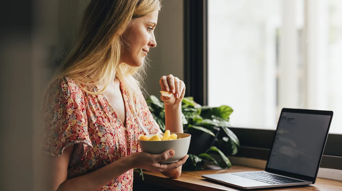 Γιατί τα viral βίντεο "Τι τρώω σε μια μέρα" μπορεί να σε βλάψουν;