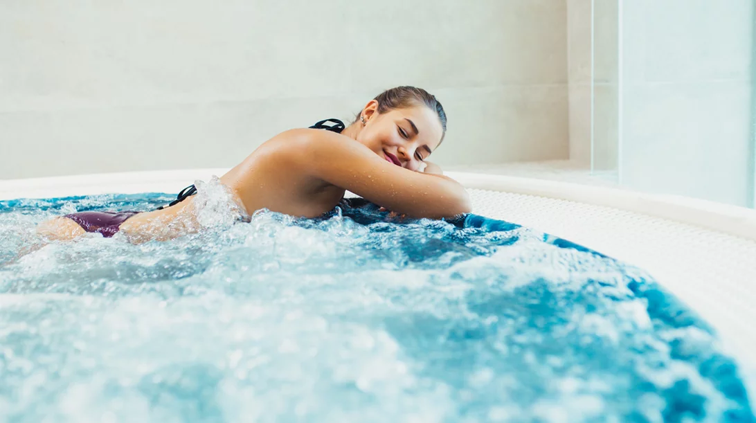 Απολαμβάνεις το υδρομασάζ: Πόσο ασφαλές είναι όμως για την υγεία μας;